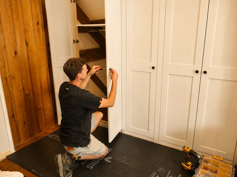 Will fitting a wardrobe on site with heavy-duty floor protection down